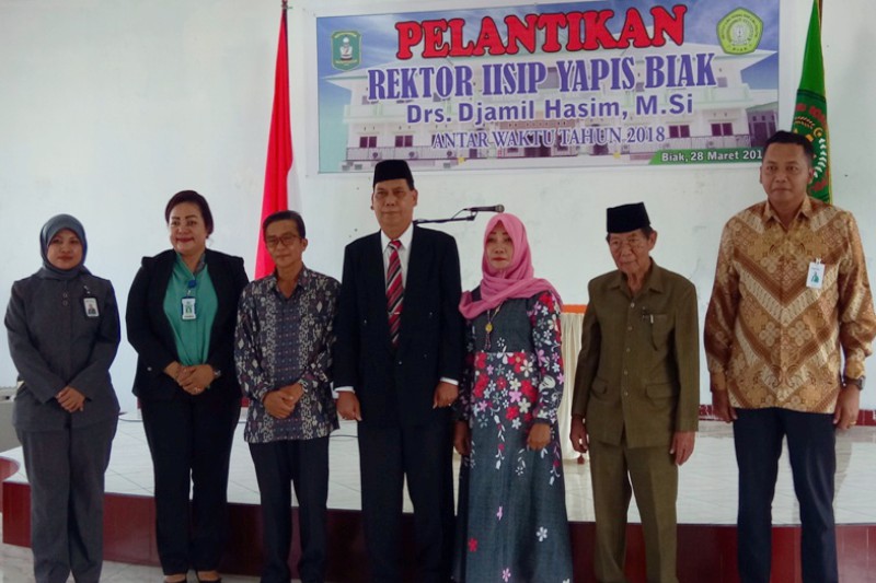 Rektor-antar-waktu.jpg